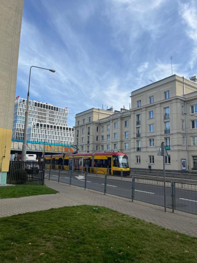 Ferienwohnung Good Apartament Wola Warsaw Apartament 1 Pokojowy Z Aneksem Exterior foto